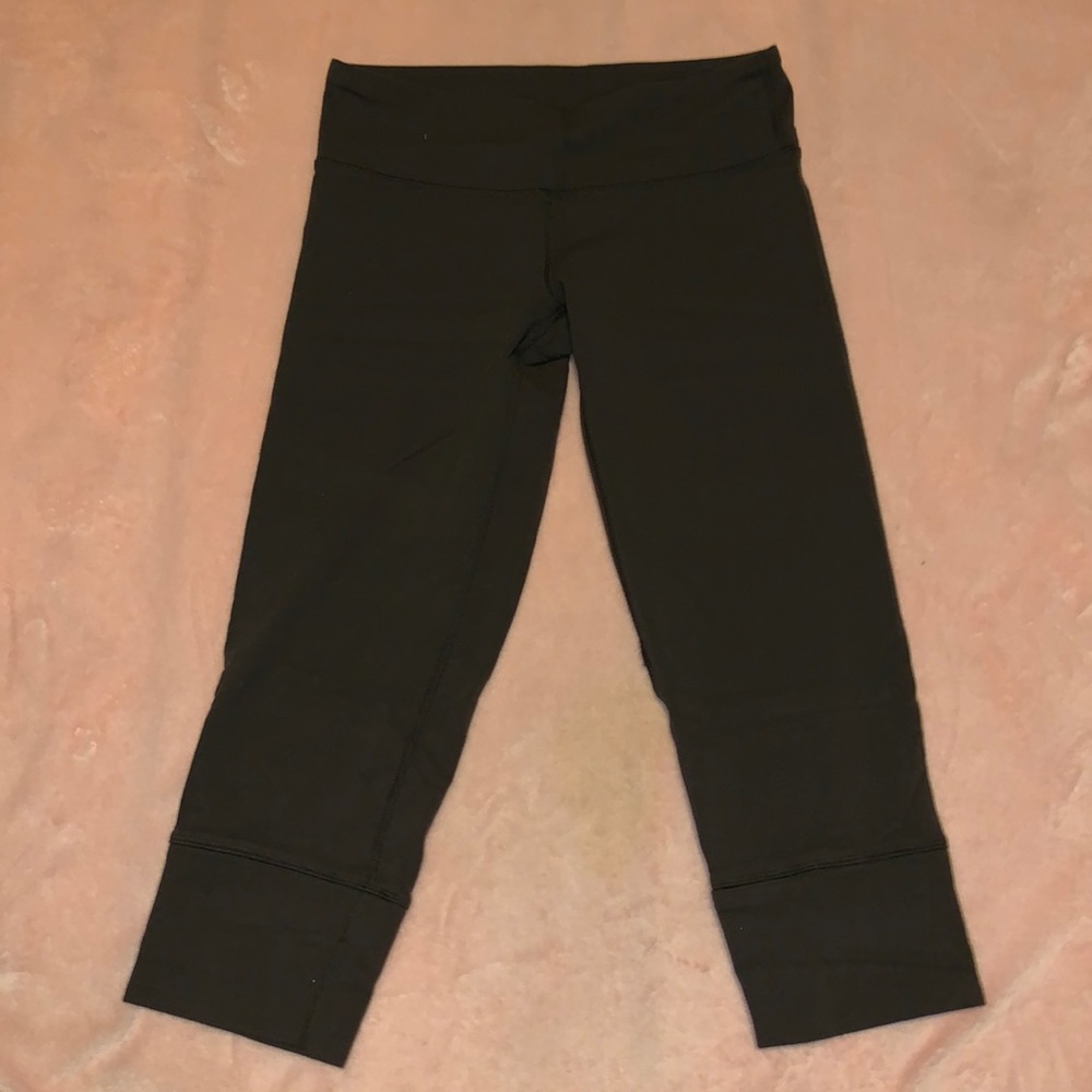 Dark brown Lululemon capris